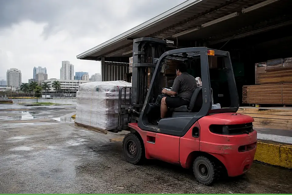 Orlando forklift dealers and material handling equipment