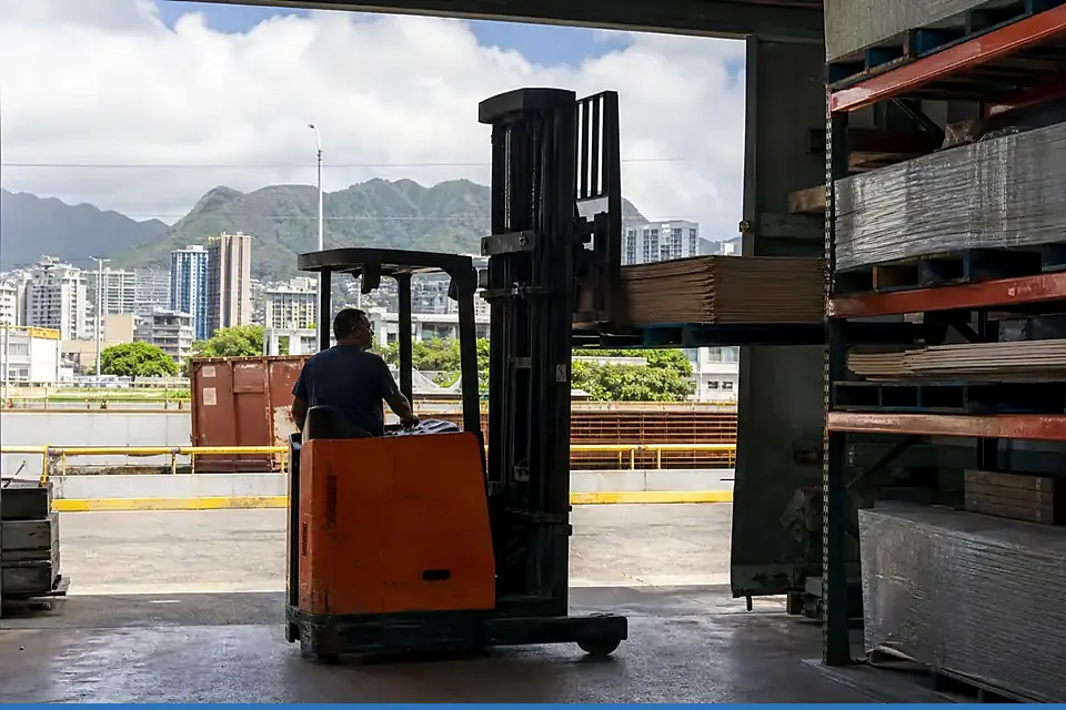 Honolulu forklift dealers and material handling equipment