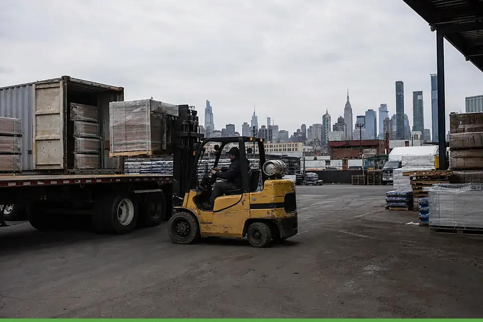 New York City forklift dealers and material handling equipment