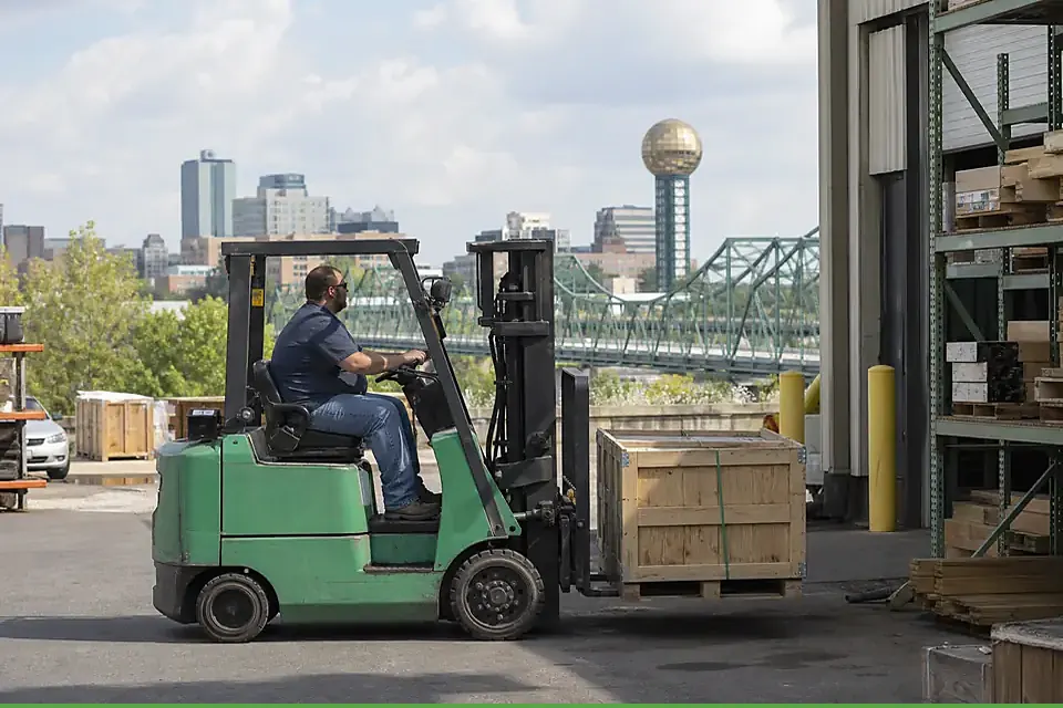 Knoxville forklift dealers and material handling equipment
